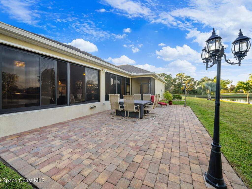 467 Easton Forest Circle, Palm Bay, FL 32909