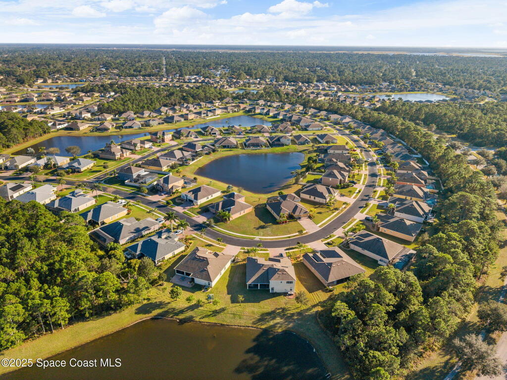 467 Easton Forest Circle, Palm Bay, FL 32909