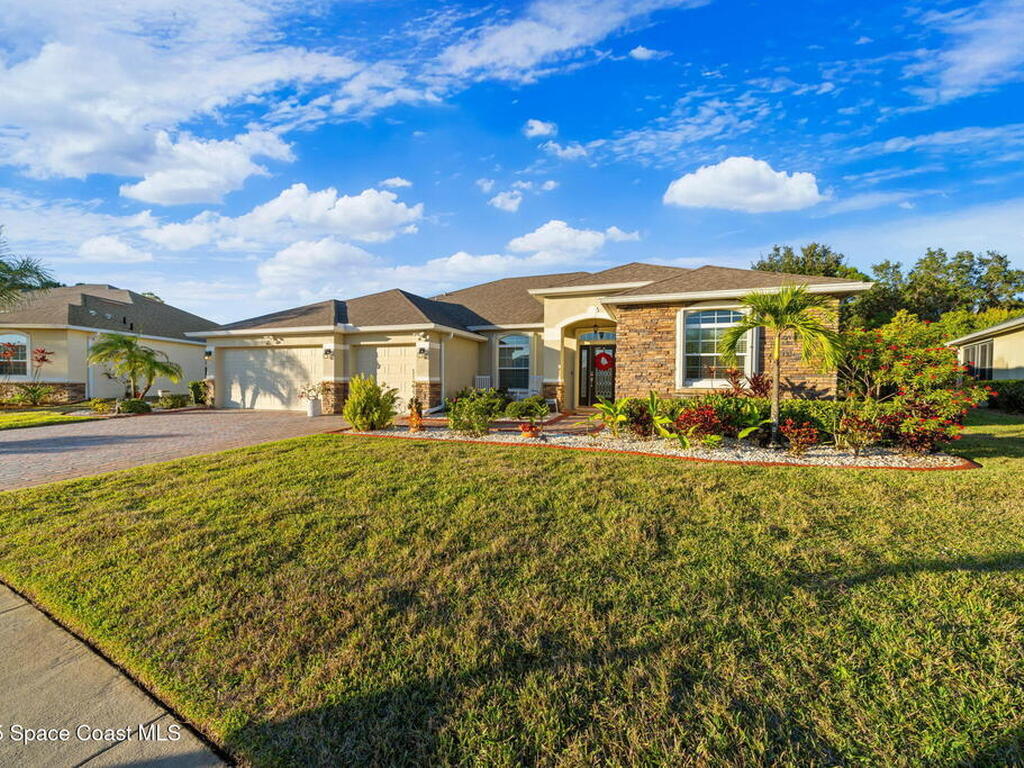 467 Easton Forest Circle, Palm Bay, FL 32909