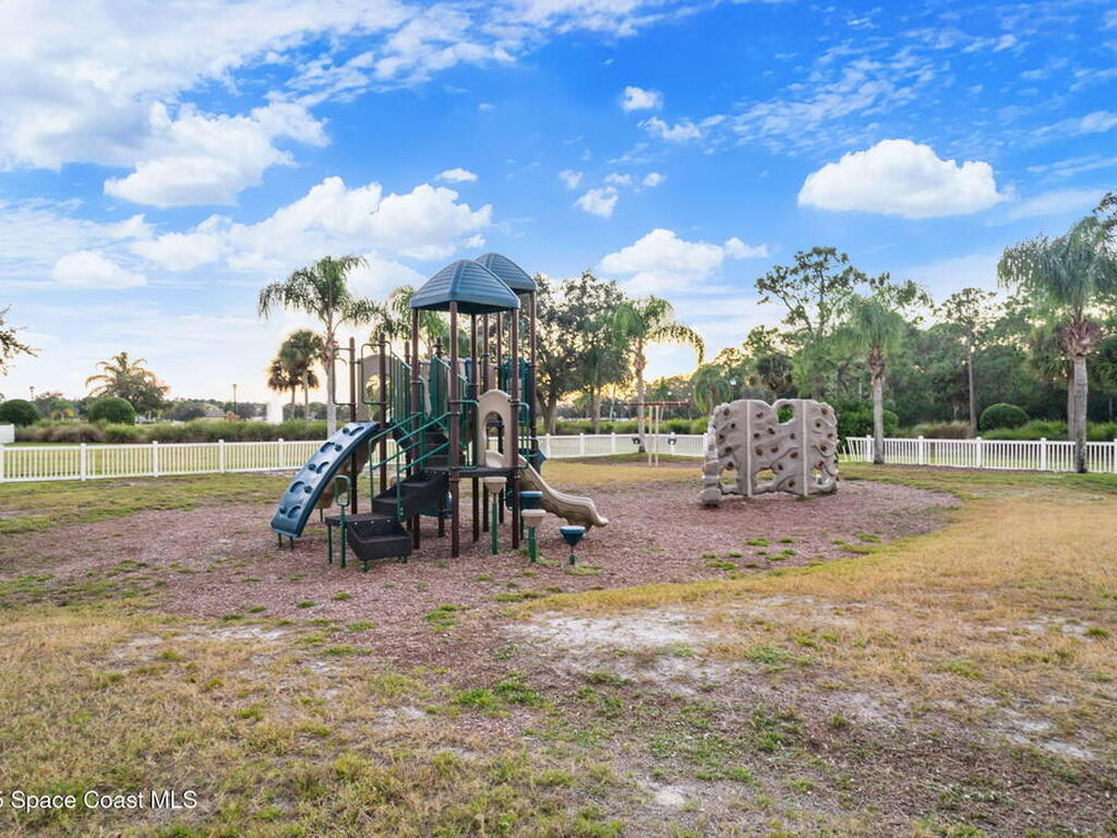 467 Easton Forest Circle, Palm Bay, FL 32909