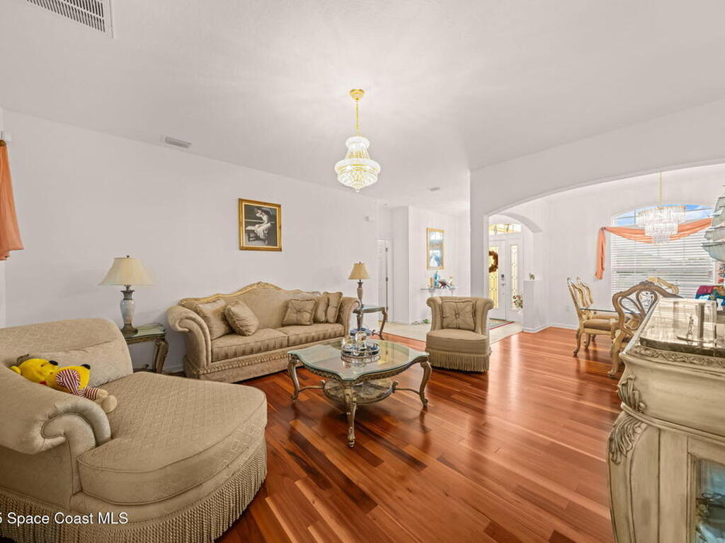 467 Easton Forest Circle, Palm Bay, FL 32909