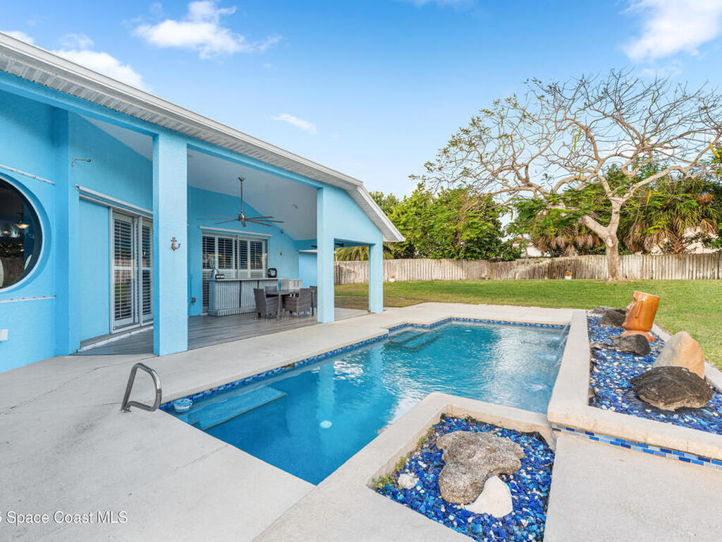 452 Veracruz Boulevard, Indialantic, FL 32903