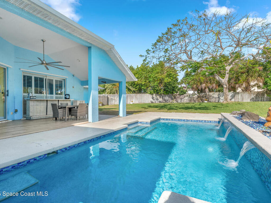 452 Veracruz Boulevard, Indialantic, FL 32903