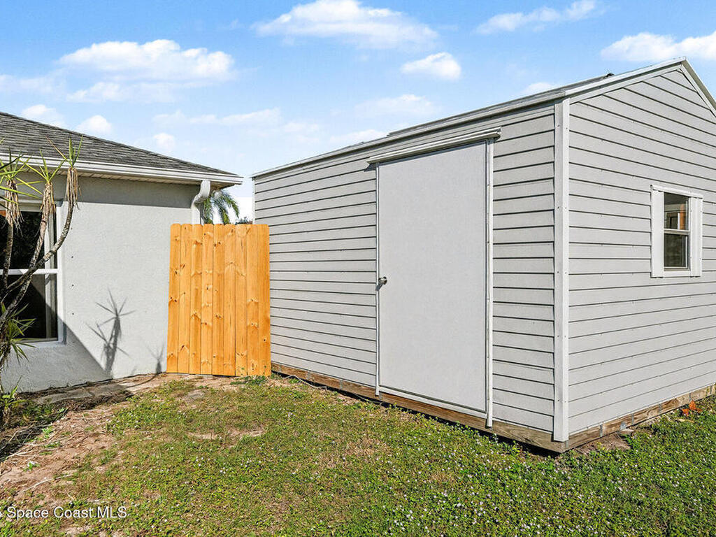 2421 Larkwood Road, Titusville, FL 32780