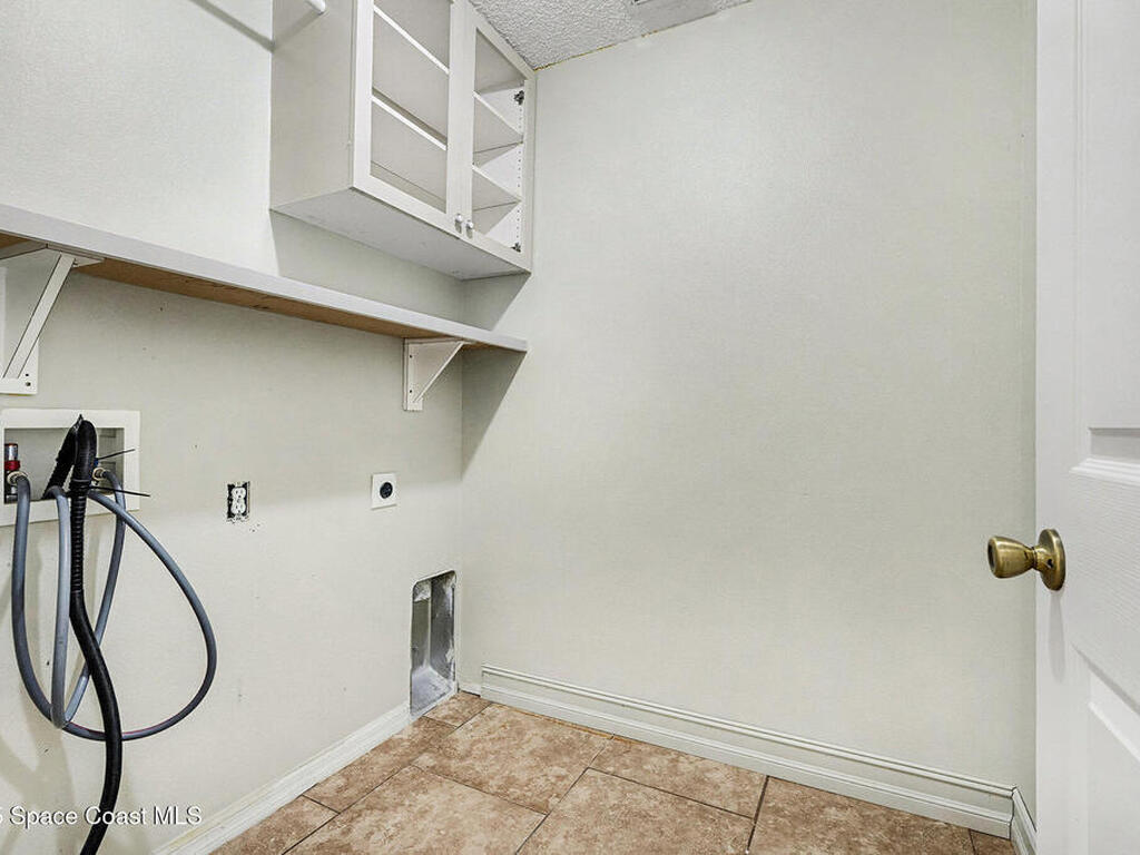 2421 Larkwood Road, Titusville, FL 32780