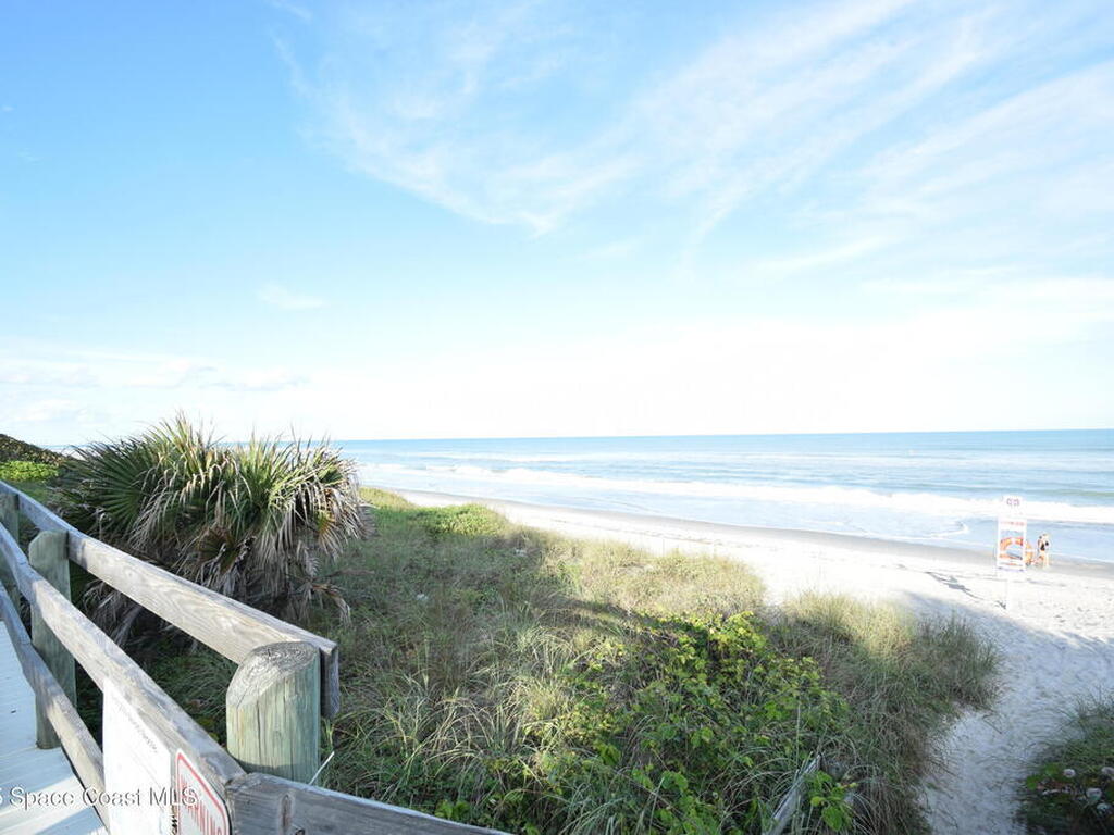 254 Captiva Court, Melbourne Beach, FL 32951