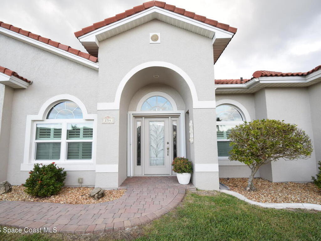 254 Captiva Court, Melbourne Beach, FL 32951