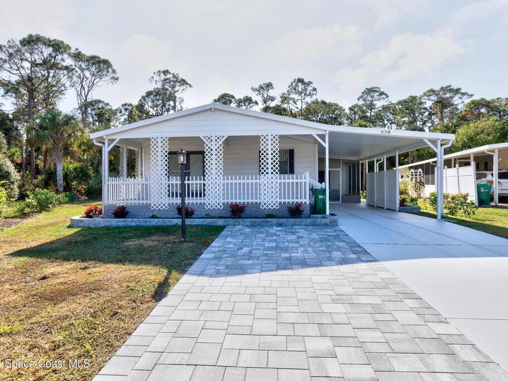 658 SE Marlin Circle, Barefoot Bay, FL 32976
