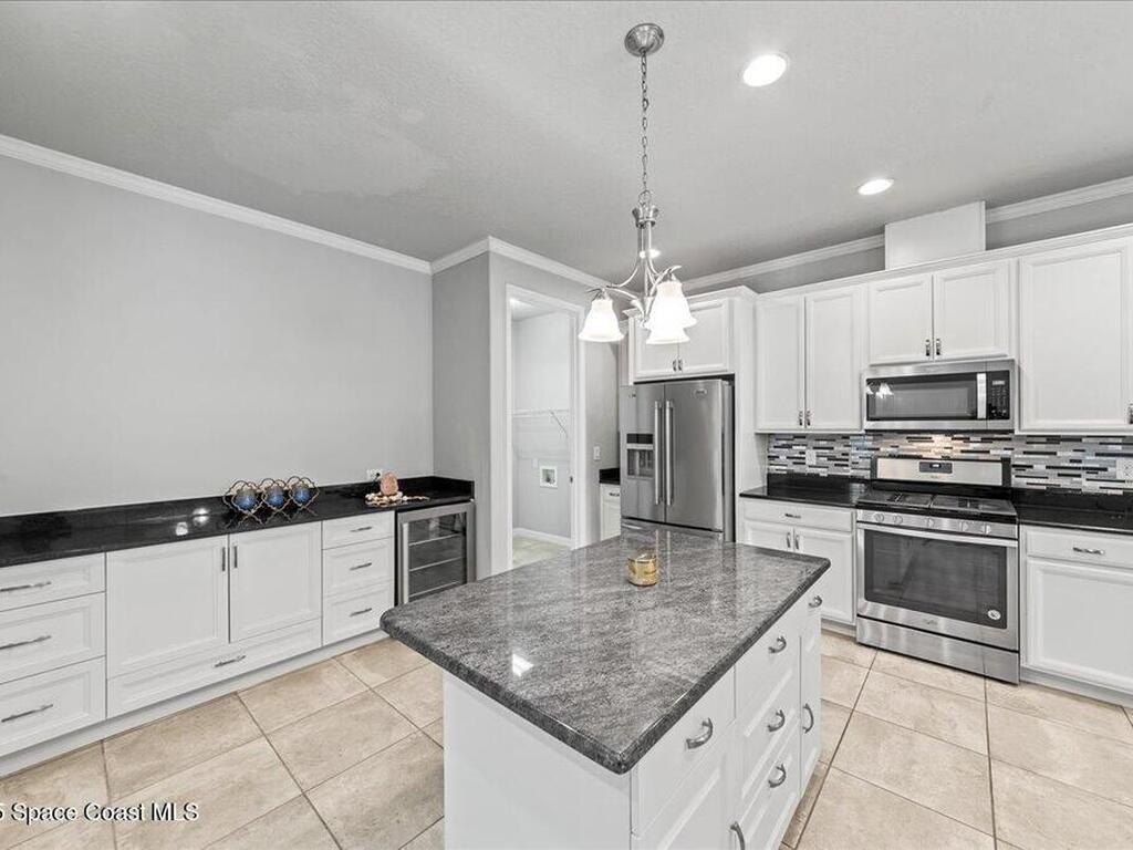 7823 Loren Cove Drive, Melbourne, FL 32940