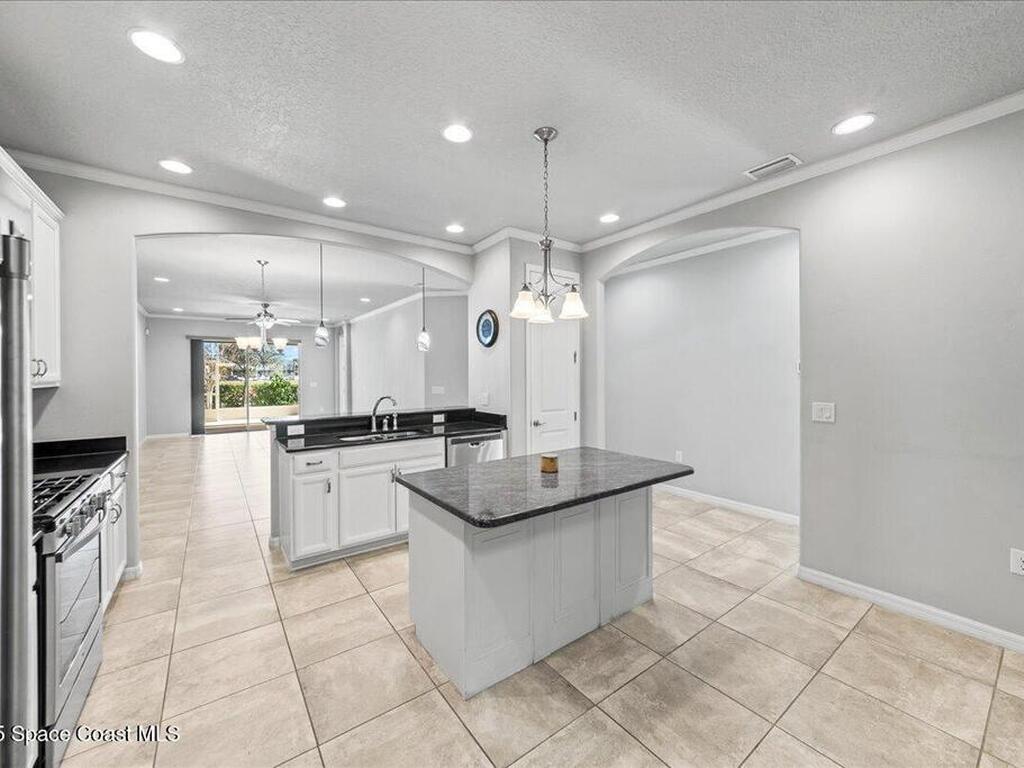 7823 Loren Cove Drive, Melbourne, FL 32940