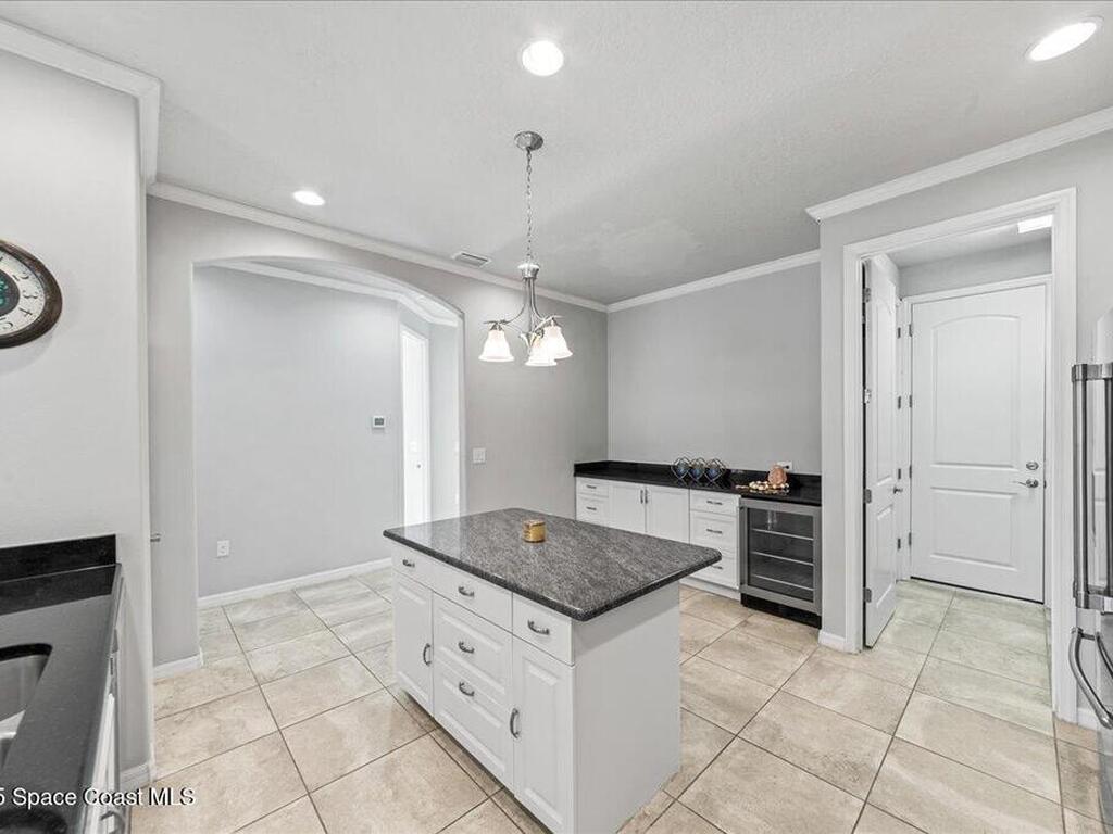 7823 Loren Cove Drive, Melbourne, FL 32940