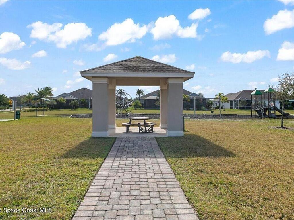 7823 Loren Cove Drive, Melbourne, FL 32940