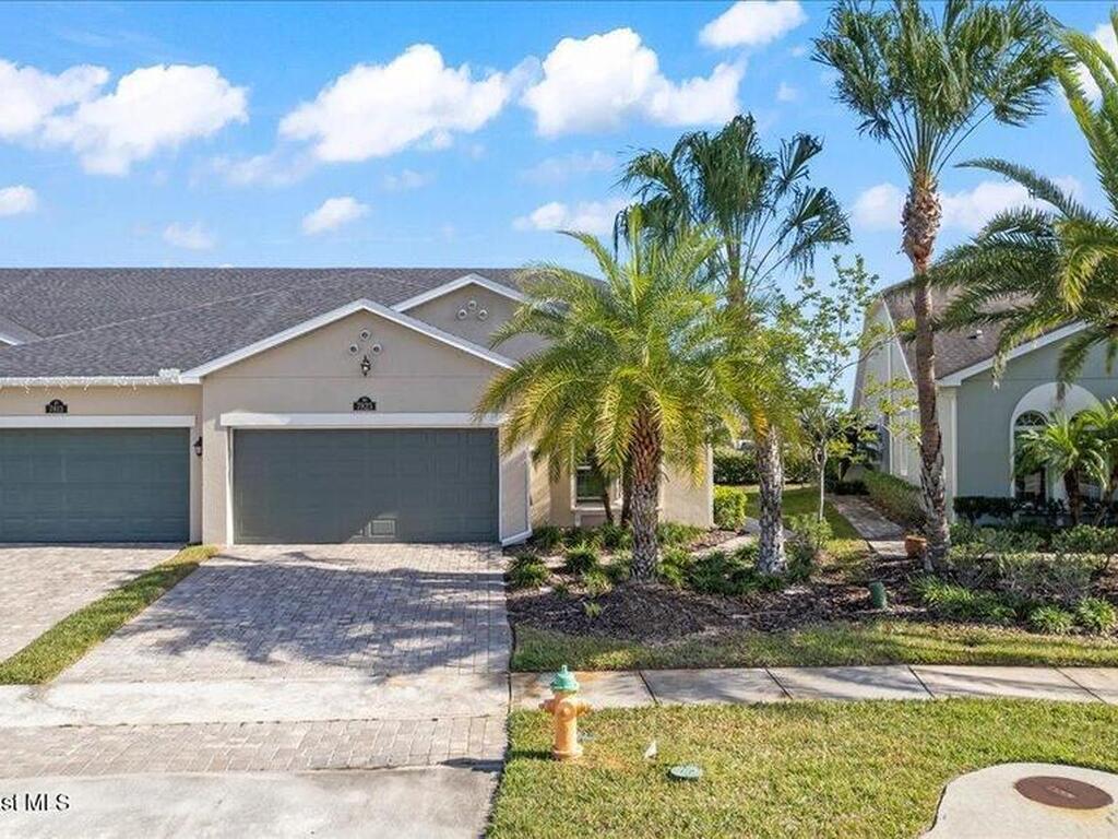 7823 Loren Cove Drive, Melbourne, FL 32940