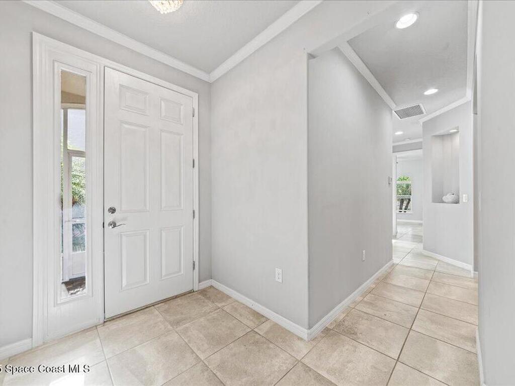 7823 Loren Cove Drive, Melbourne, FL 32940