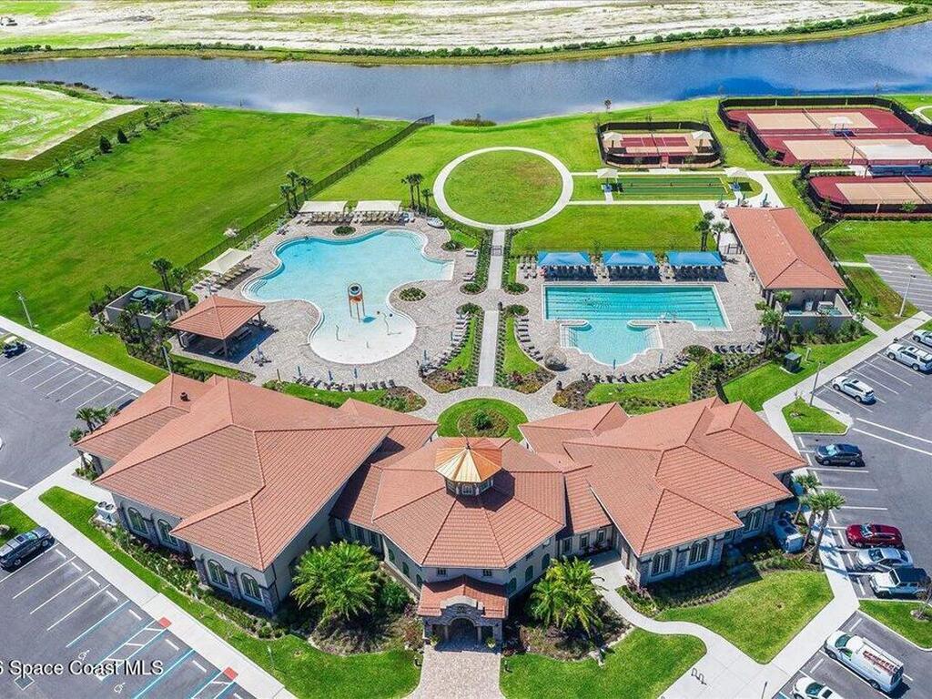 7823 Loren Cove Drive, Melbourne, FL 32940