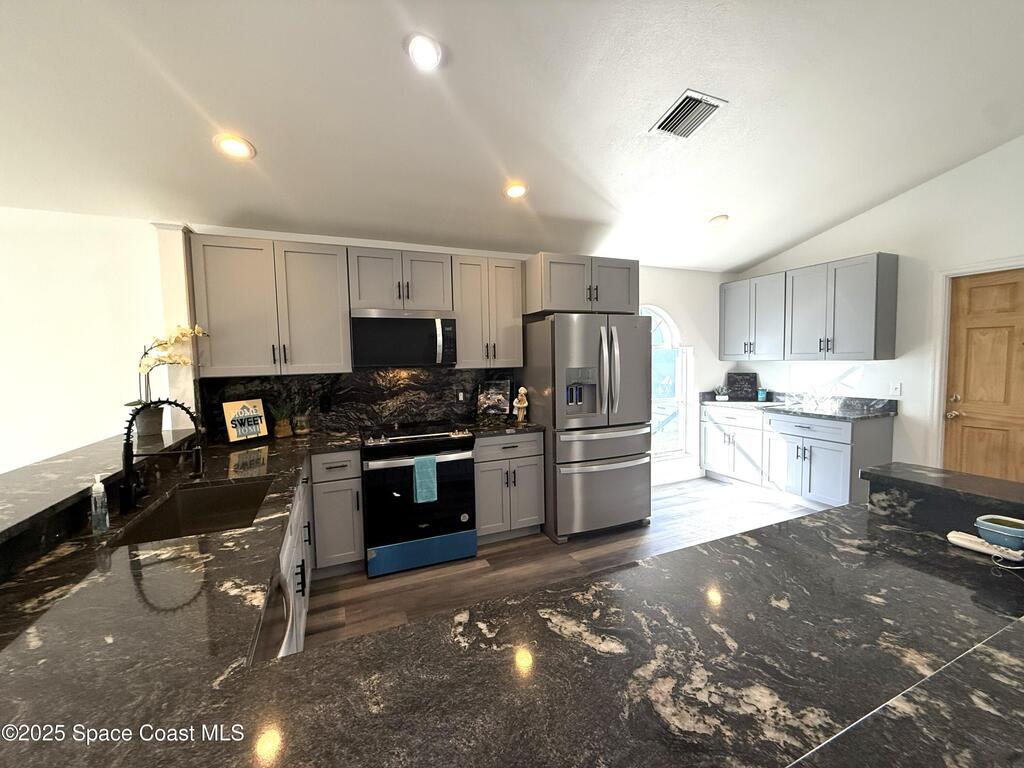 2924 Pebble Creek Street, Melbourne, FL 32935