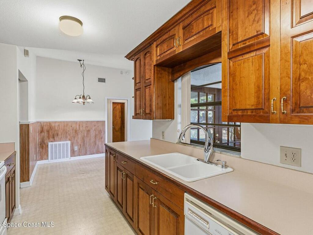 1407 SE Valerius Street, Palm Bay, FL 32909