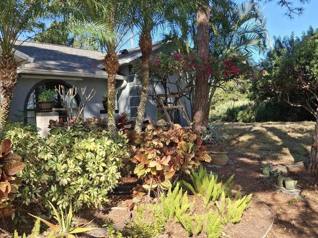 1407 SE Valerius Street, Palm Bay, FL 32909