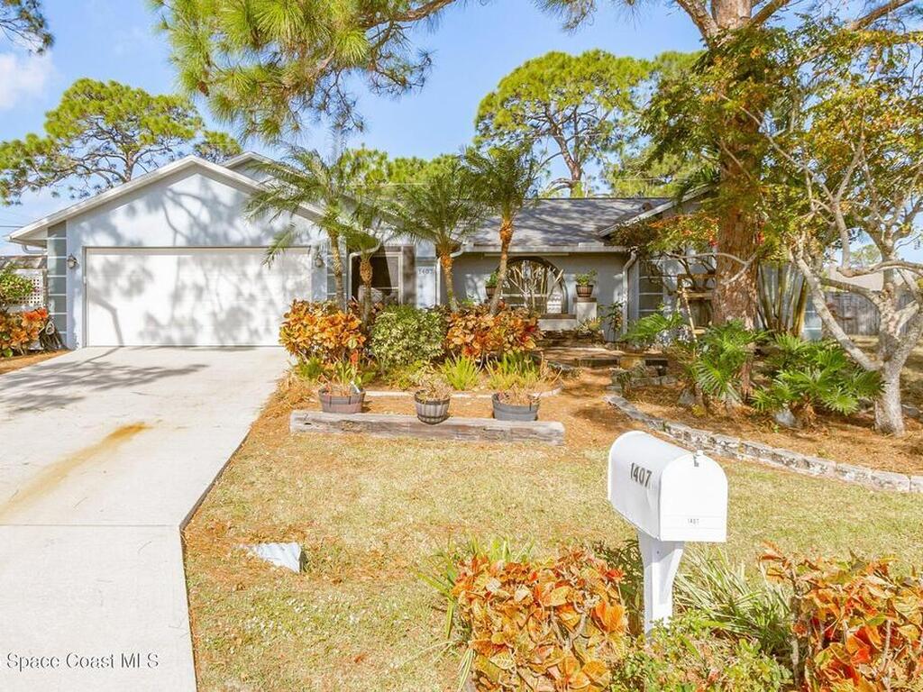 1407 SE Valerius Street, Palm Bay, FL 32909