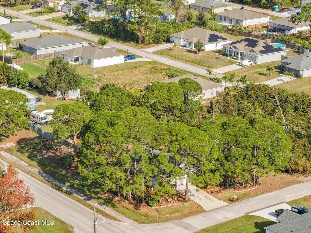 1407 SE Valerius Street, Palm Bay, FL 32909
