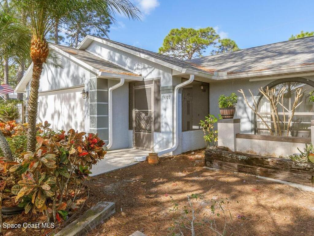1407 SE Valerius Street, Palm Bay, FL 32909