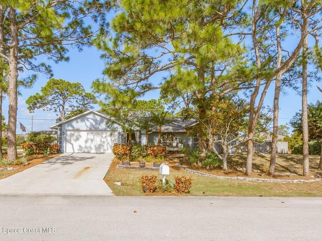 1407 SE Valerius Street, Palm Bay, FL 32909