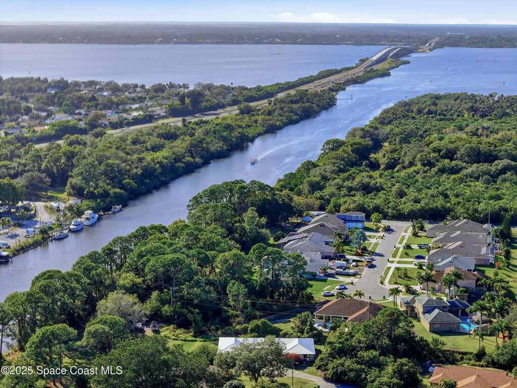 111 Edgewater Way, Merritt Island, FL 32953