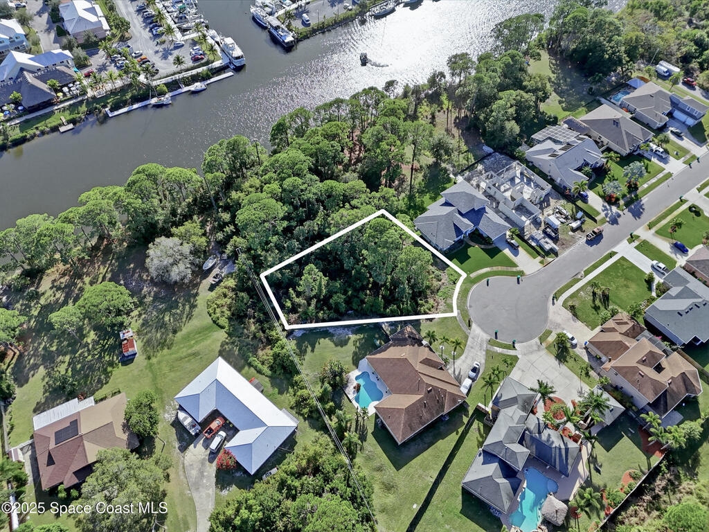 111 Edgewater Way, Merritt Island, FL 32953