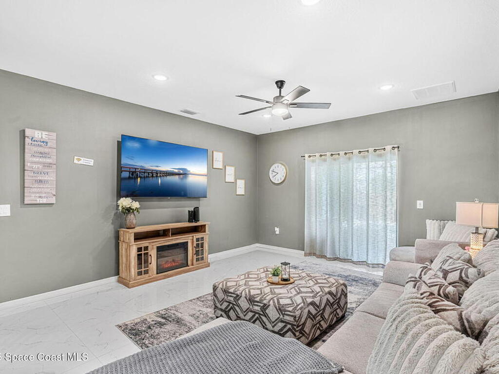 1125 Satin Road, Palm Bay, FL 32908