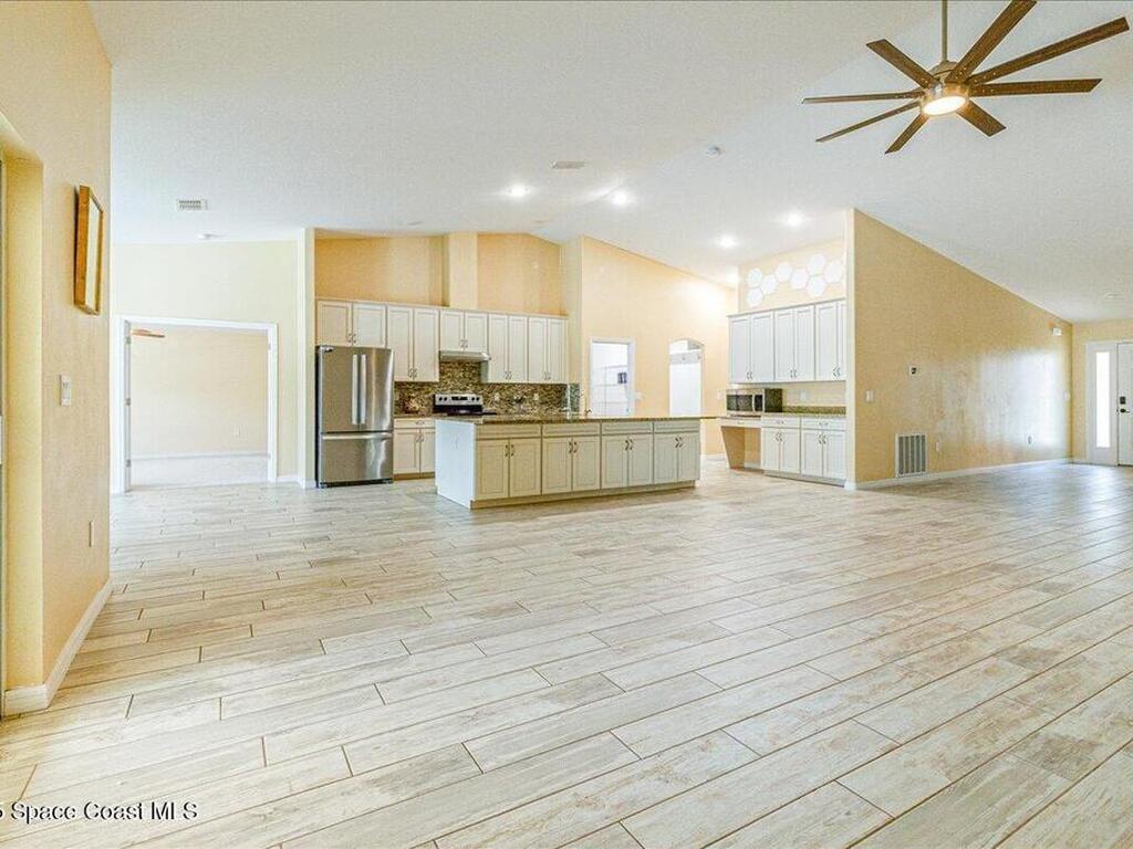 1397 Danbury Street, Palm Bay, FL 32908