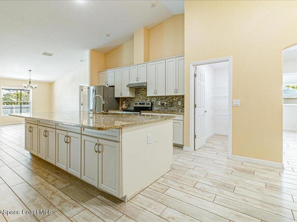 1397 Danbury Street, Palm Bay, FL 32908