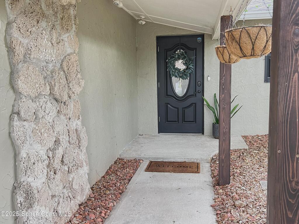 2439 King Richard Road, Melbourne, FL 32935