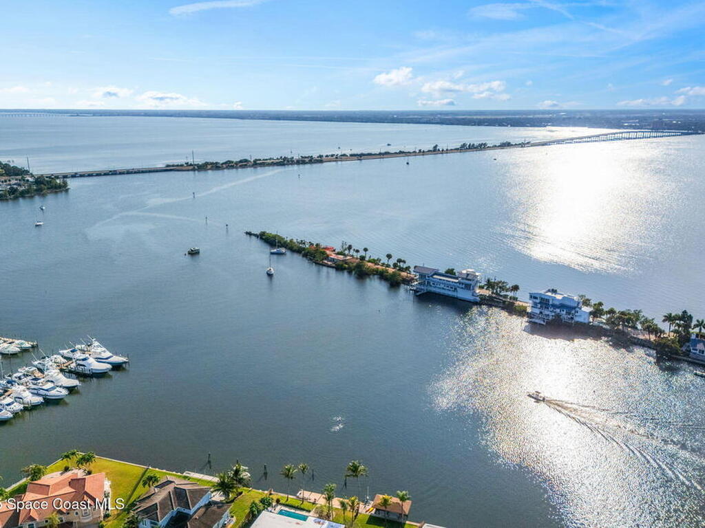 11680 Point Drive, Merritt Island, FL 32952