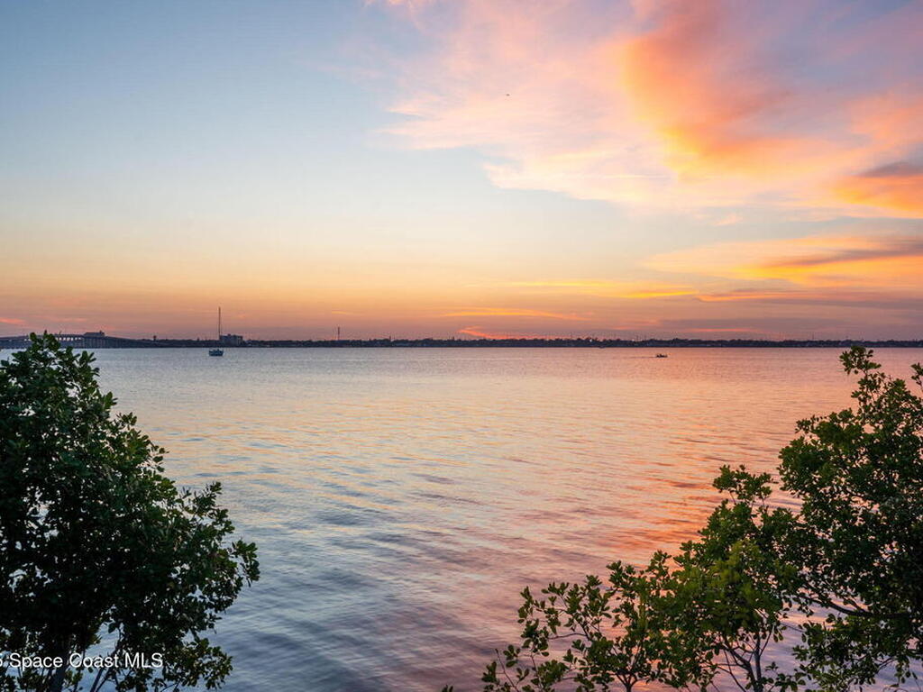 11680 Point Drive, Merritt Island, FL 32952