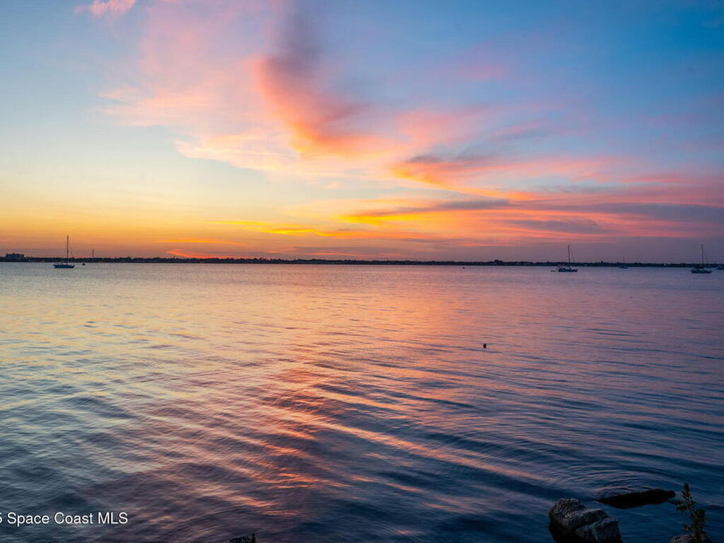 11680 Point Drive, Merritt Island, FL 32952