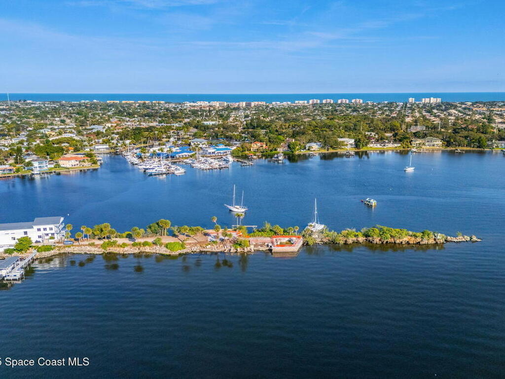 11680 Point Drive, Merritt Island, FL 32952