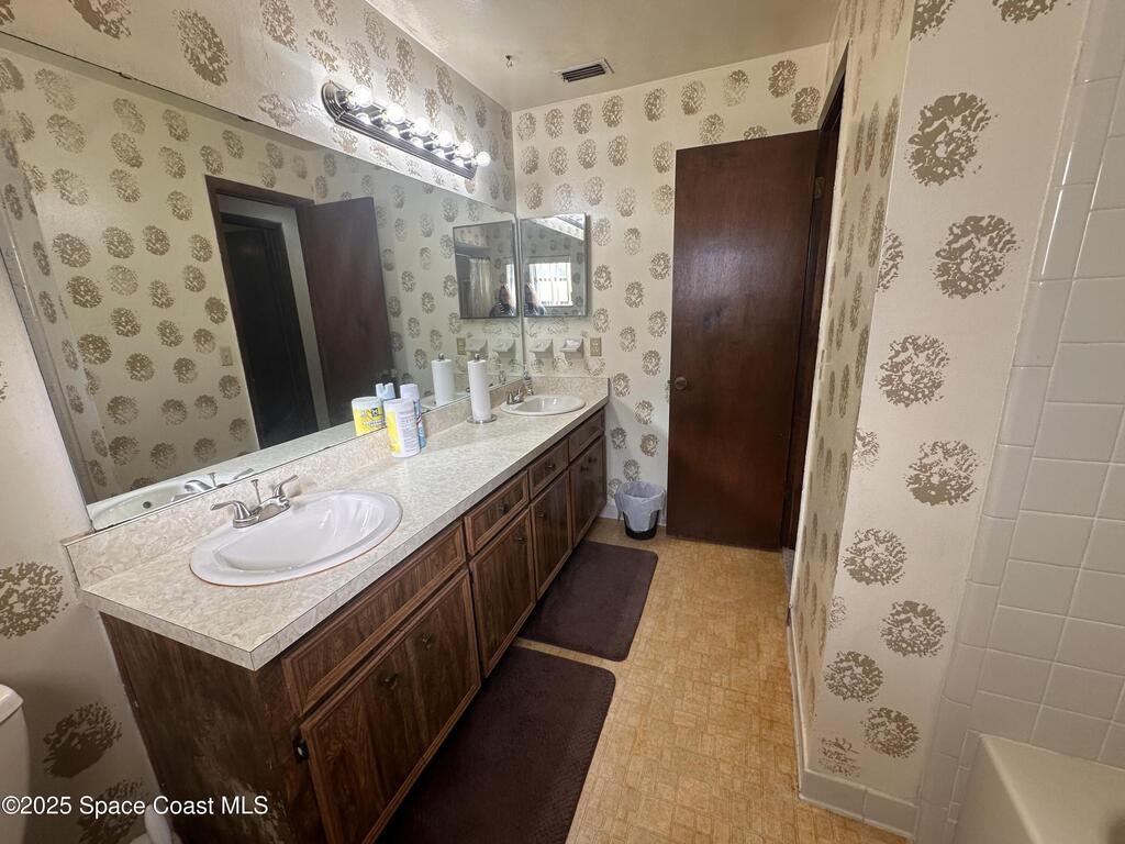 1223 Glenham Drive, Palm Bay, FL 32905