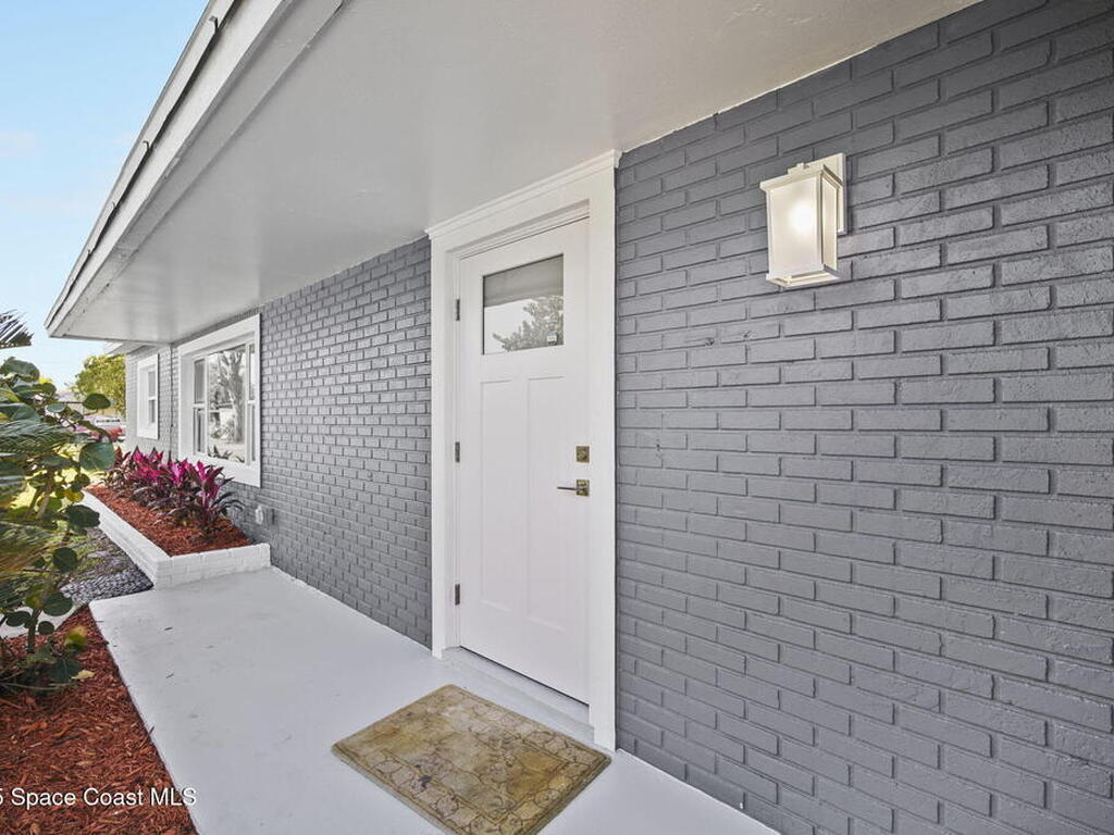 2033 Adams Avenue, Melbourne, FL 32935