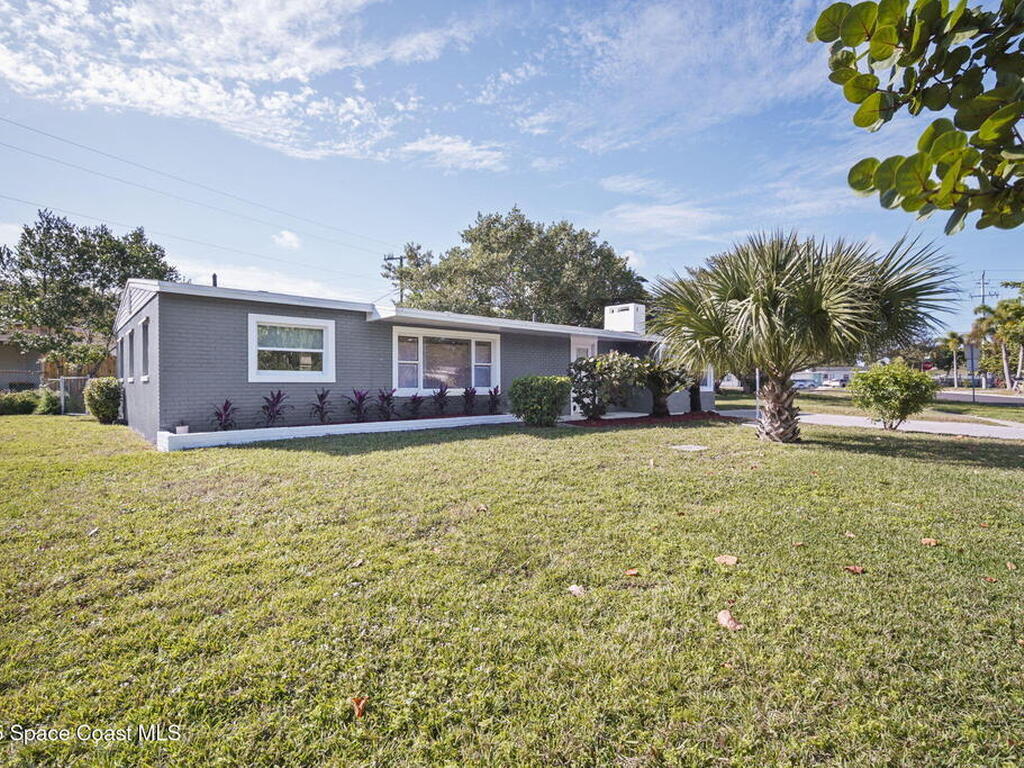 2033 Adams Avenue, Melbourne, FL 32935