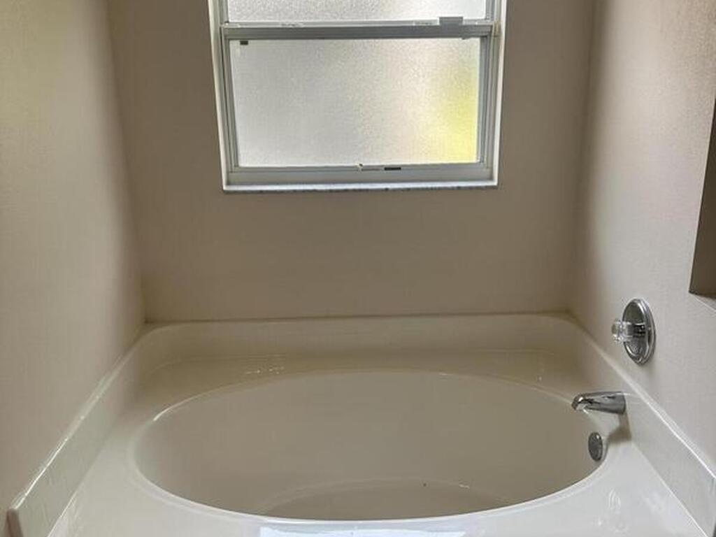 541 Morning Cove Circle, Palm Bay, FL 32909