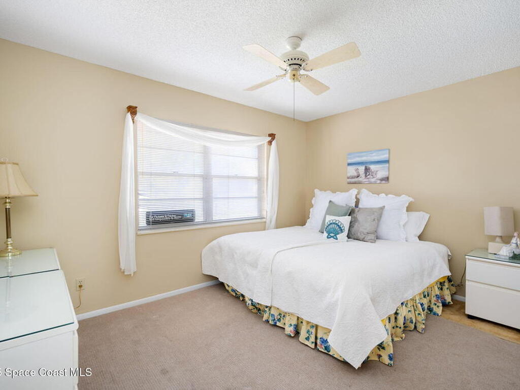 40 Vis Gdns Trail, Vero Beach, FL 32962