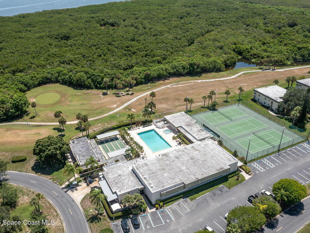 40 Vis Gdns Trail, Vero Beach, FL 32962