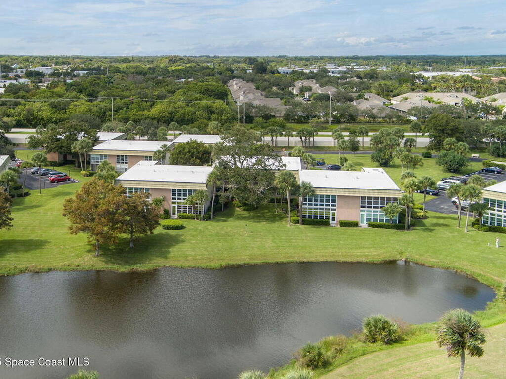 40 Vis Gdns Trail, Vero Beach, FL 32962