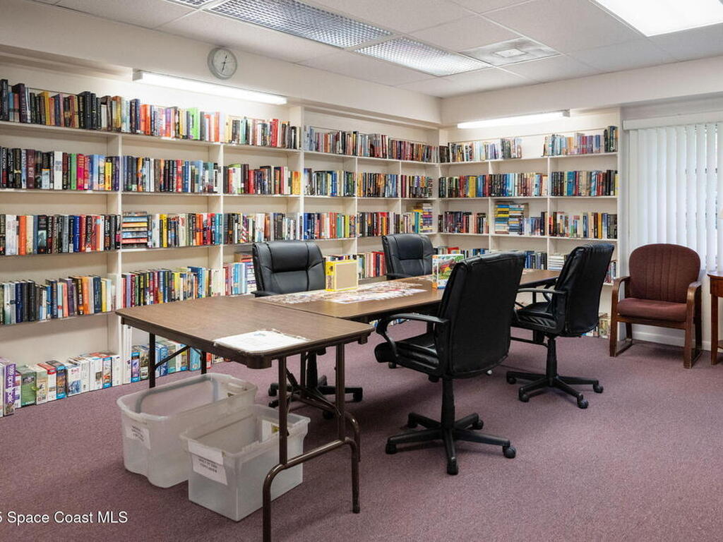 40 Vis Gdns Trail, Vero Beach, FL 32962