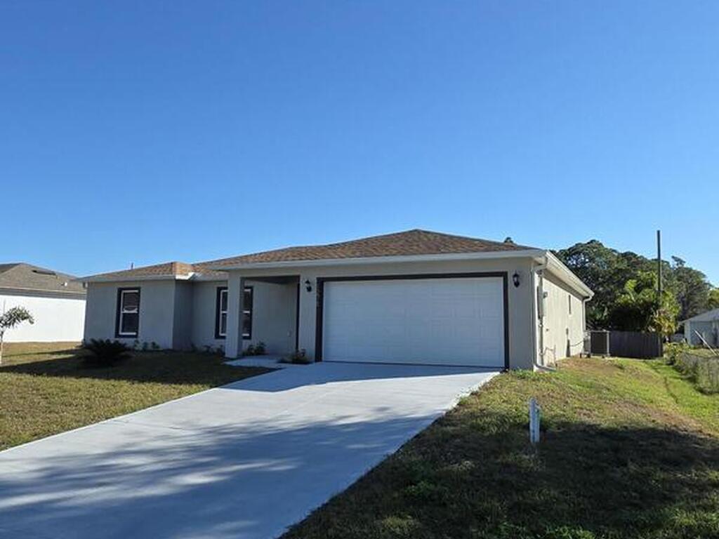 1275 Hastings Road, Palm Bay, FL 32908