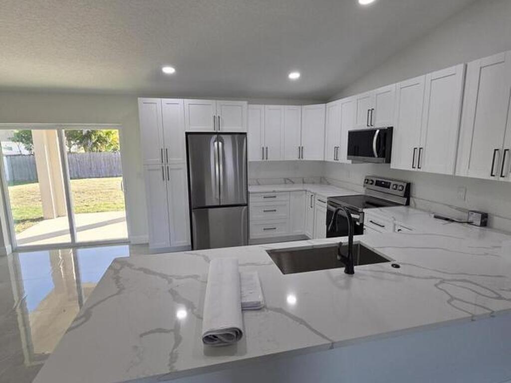 1275 Hastings Road, Palm Bay, FL 32908