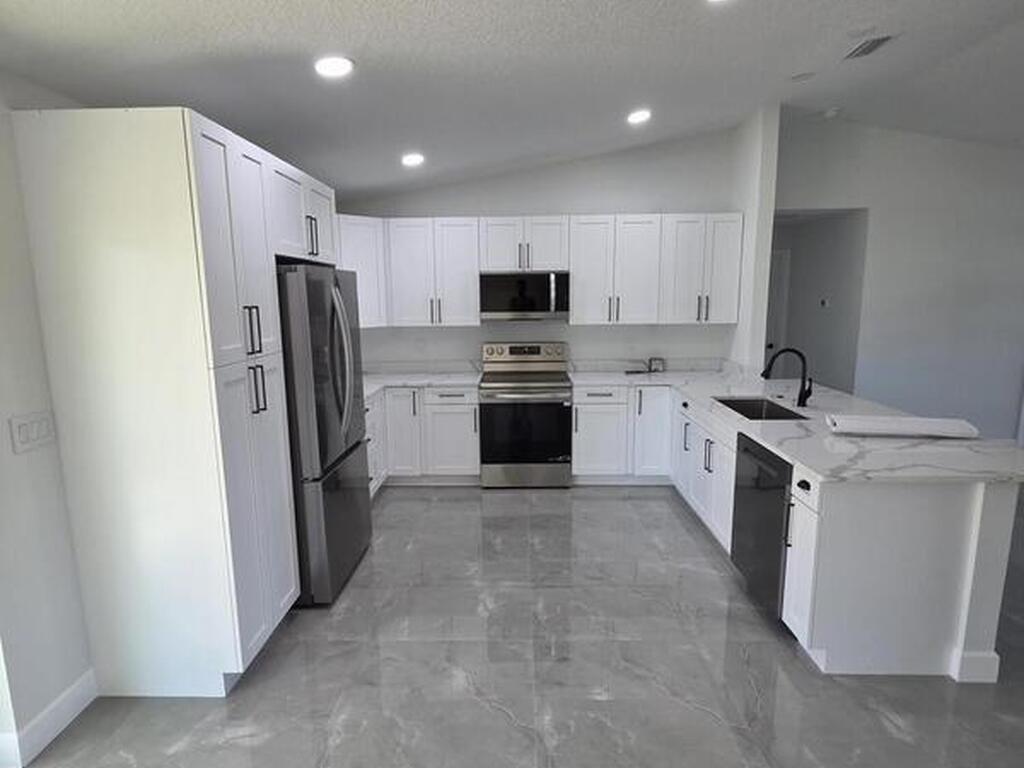 1275 Hastings Road, Palm Bay, FL 32908