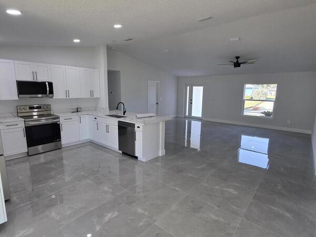 1275 Hastings Road, Palm Bay, FL 32908