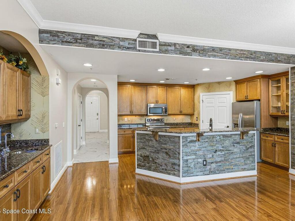 1437 Pineapple Avenue, Melbourne, FL 32935