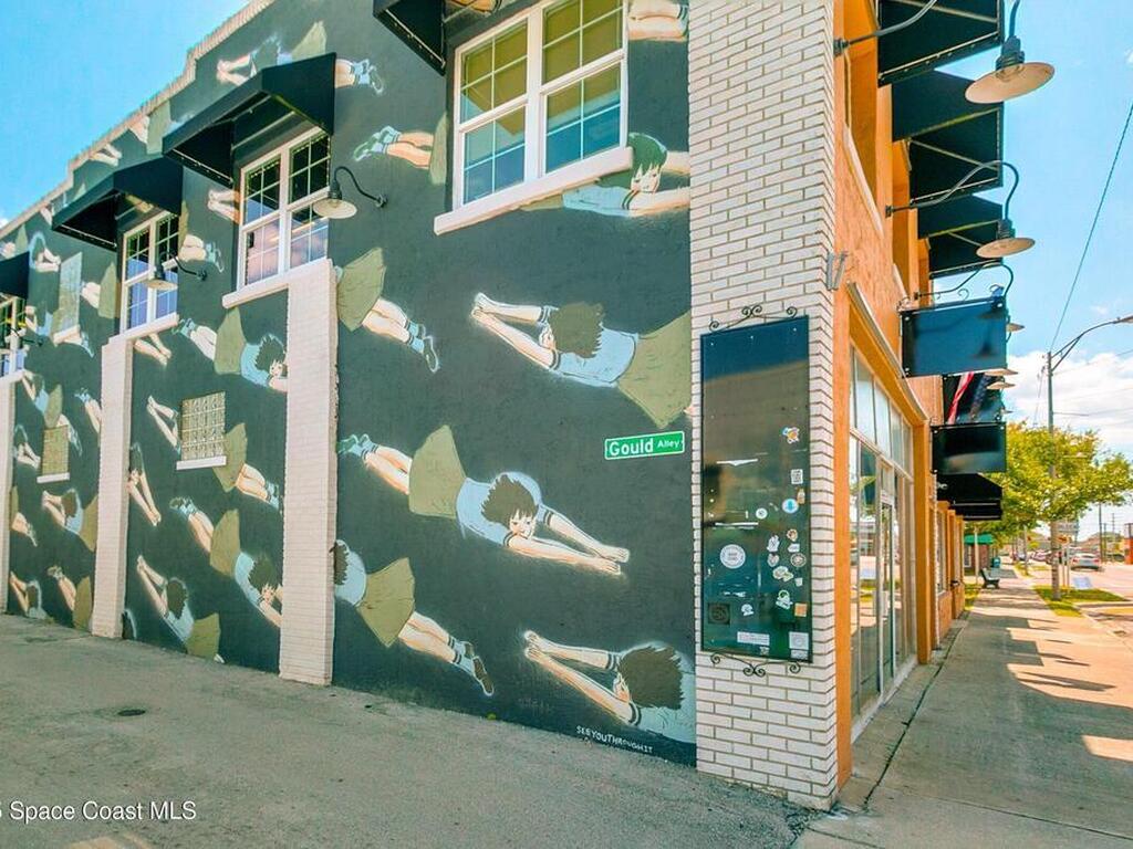 1437 Pineapple Avenue, Melbourne, FL 32935